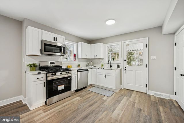 23 INDIAN SPRING RD, Clementon, NJ 08021