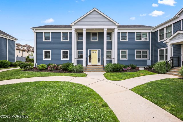 306 Deal Lake Drive 40, Asbury Park, NJ 07712