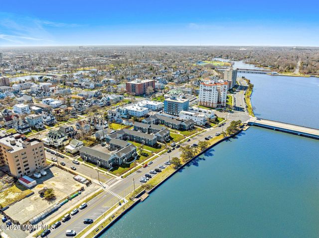 306 Deal Lake Drive 40, Asbury Park, NJ 07712