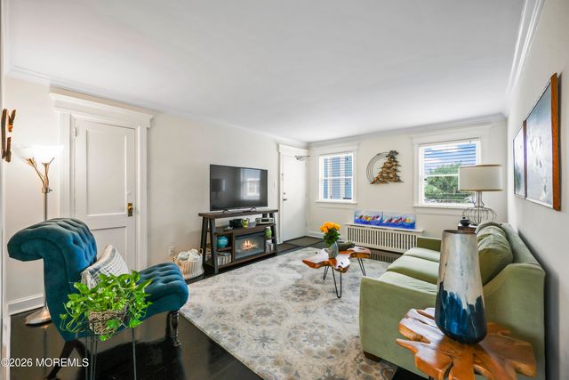 306 Deal Lake Drive 40, Asbury Park, NJ 07712