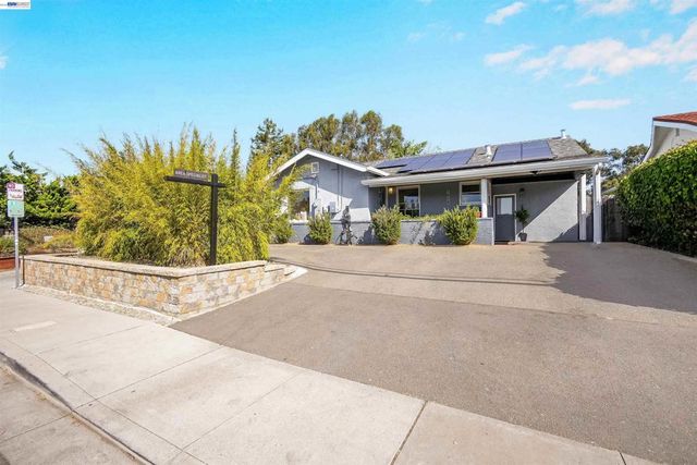 1620 East Ave, Hayward, CA 94541