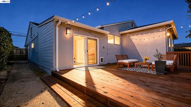1620 East Ave, Hayward, CA 94541