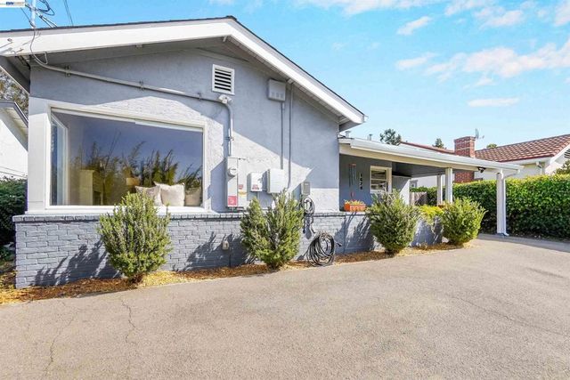 1620 East Ave, Hayward, CA 94541