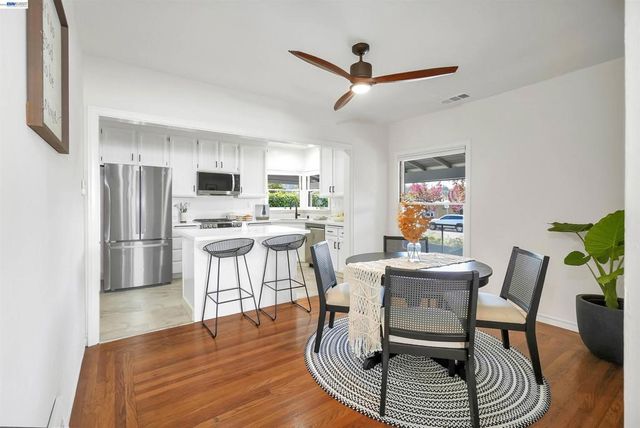 1620 East Ave, Hayward, CA 94541