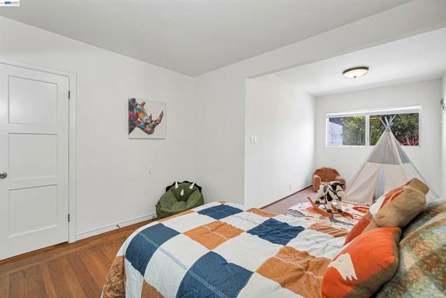 1620 East Ave, Hayward, CA 94541