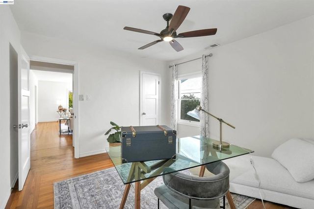 1620 East Ave, Hayward, CA 94541