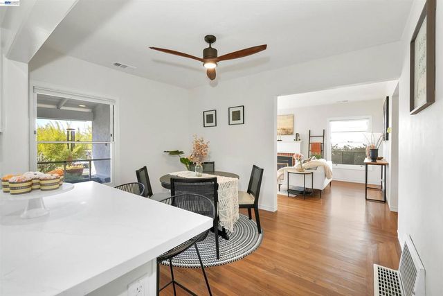 1620 East Ave, Hayward, CA 94541