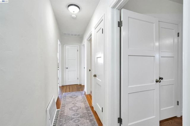 1620 East Ave, Hayward, CA 94541