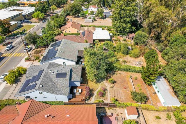 1620 East Ave, Hayward, CA 94541