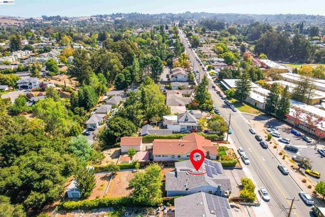 1620 East Ave, Hayward, CA 94541