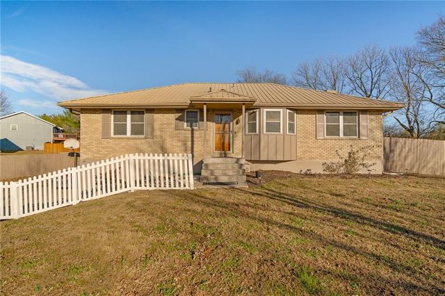 4317 NW R.D. Mize Road, Blue Springs, MO 64015