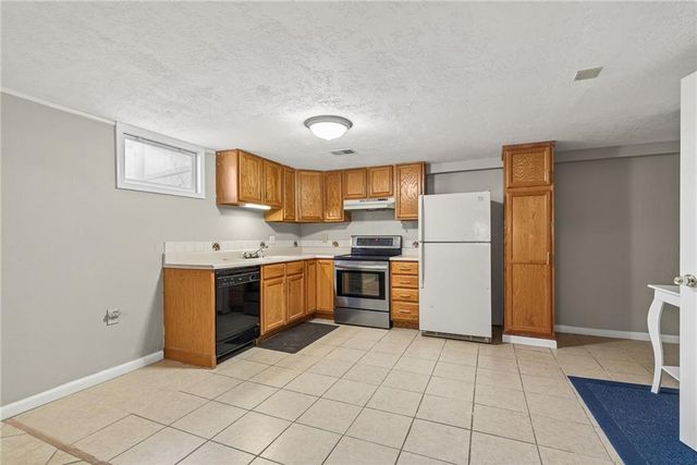 4317 NW R.D. Mize Road, Blue Springs, MO 64015