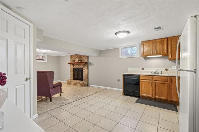 4317 NW R.D. Mize Road, Blue Springs, MO 64015