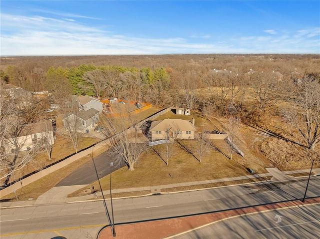 4317 NW R.D. Mize Road, Blue Springs, MO 64015