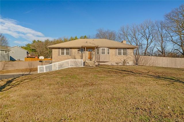 4317 NW R.D. Mize Road, Blue Springs, MO 64015