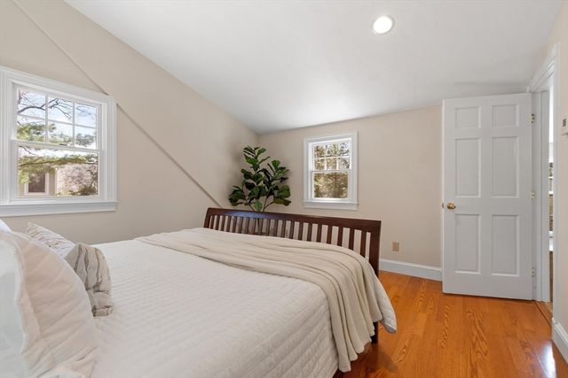 39 Greenwood St, Lexington, MA 02421
