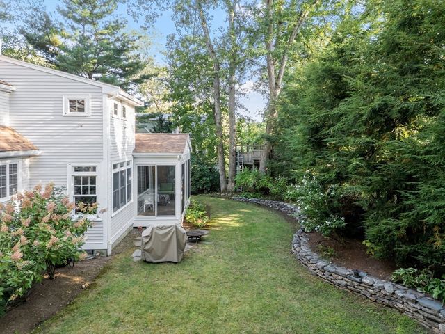 39 Greenwood St, Lexington, MA 02421