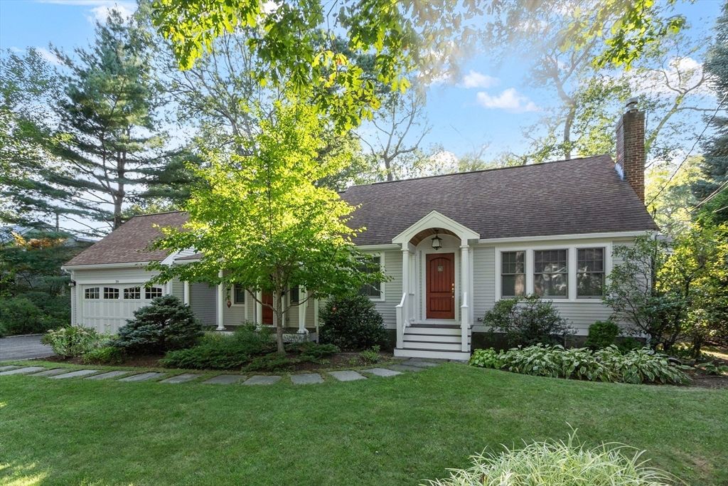 39 Greenwood St, Lexington, MA 02421
