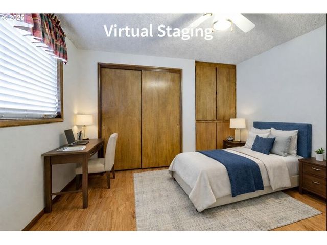 163 W CLACKAMAS Cir, Woodburn, OR 97071