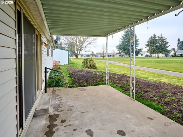 163 W CLACKAMAS Cir, Woodburn, OR 97071