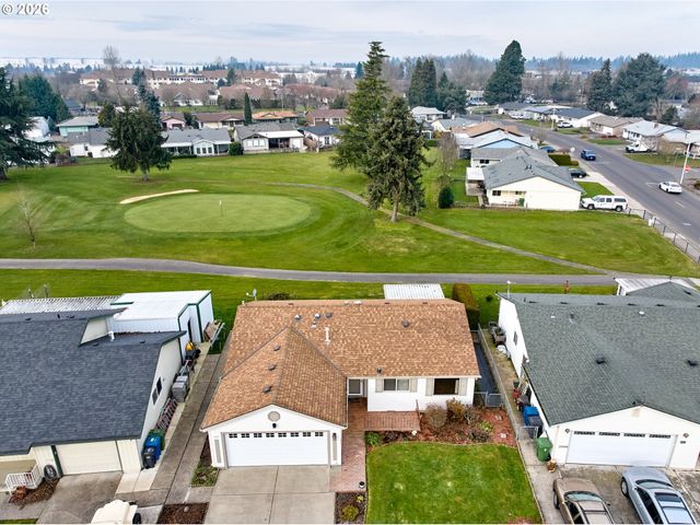163 W CLACKAMAS Cir, Woodburn, OR 97071