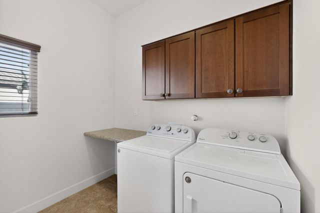 7417 Kodiak Road NE, Rio Rancho, NM 87144