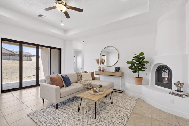 7417 Kodiak Road NE, Rio Rancho, NM 87144