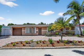 1007 SE 6th St, Deerfield Beach, FL 33441
