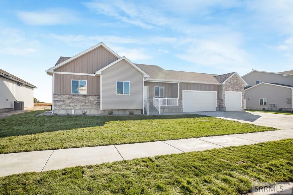 Image 2 of property listing at 5484 Rock Hollow Lane, Idaho Falls, ID 83401