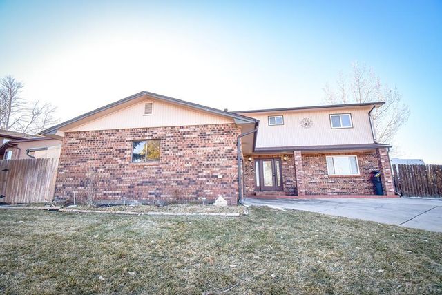 45 Verdosa Dr, Pueblo, CO 81005