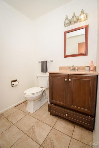 45 Verdosa Dr, Pueblo, CO 81005