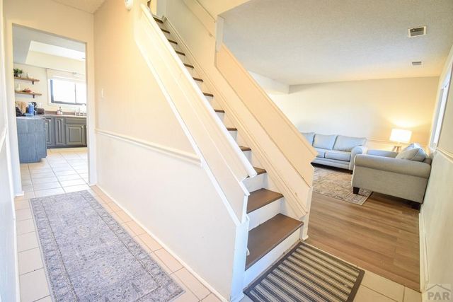 45 Verdosa Dr, Pueblo, CO 81005