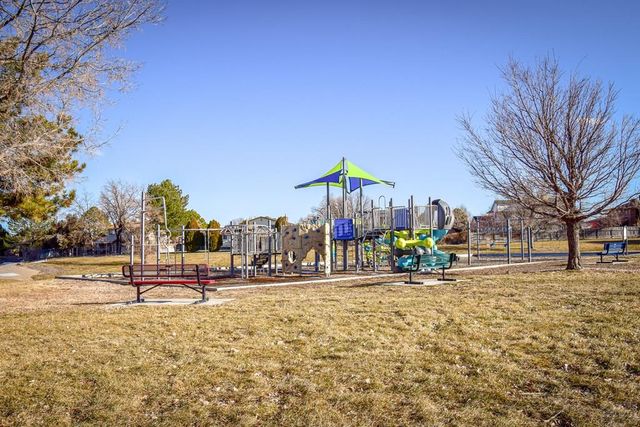 45 Verdosa Dr, Pueblo, CO 81005