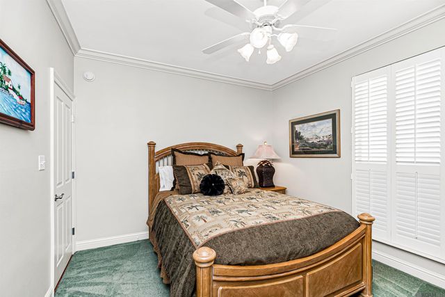 5427 Courtyard Dr, Gonzales, LA 70737
