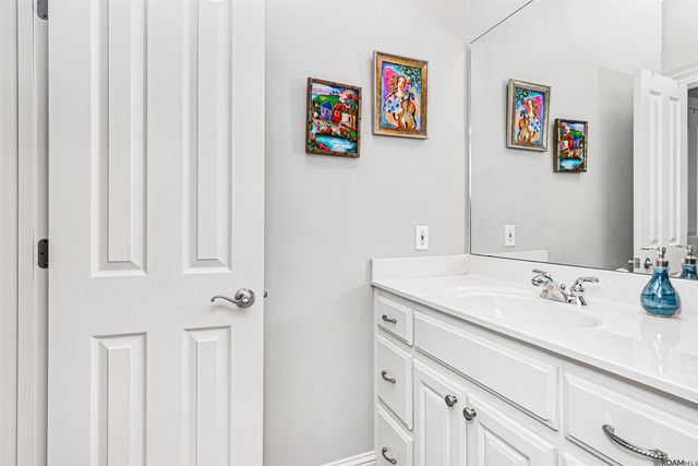 5427 Courtyard Dr, Gonzales, LA 70737