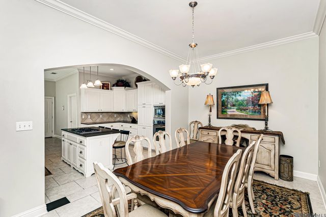 5427 Courtyard Dr, Gonzales, LA 70737