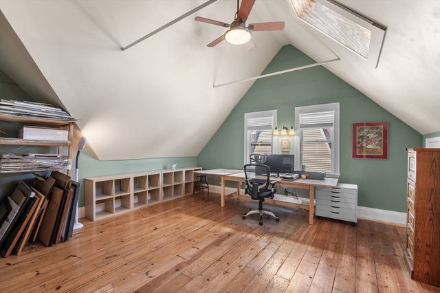 16 Wolcott Rd, Lynn, MA 01902