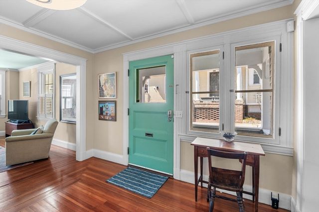 16 Wolcott Rd, Lynn, MA 01902