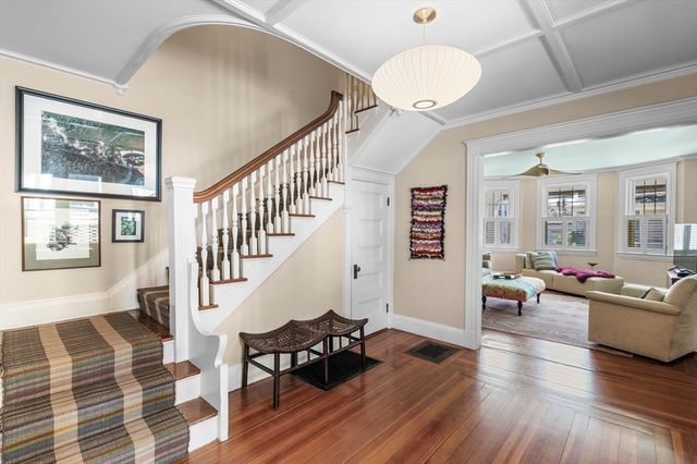 16 Wolcott Rd, Lynn, MA 01902