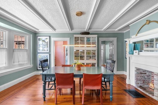 16 Wolcott Rd, Lynn, MA 01902