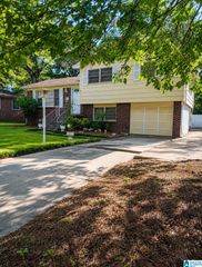 937 DANIEL CIRCLE, Birmingham, AL 35228