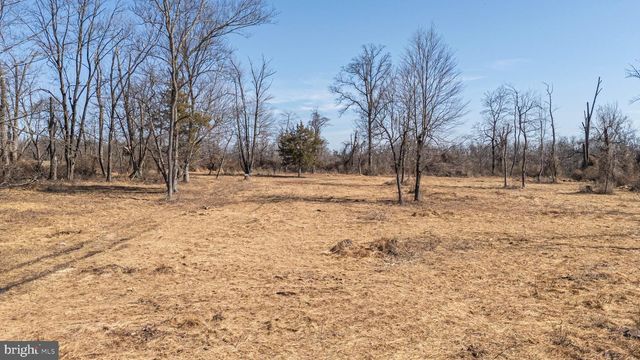 992 - 994 WORTHINGTON MILL RD, Newtown, PA 18940