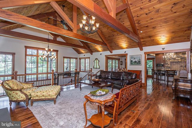 992 - 994 WORTHINGTON MILL RD, Newtown, PA 18940