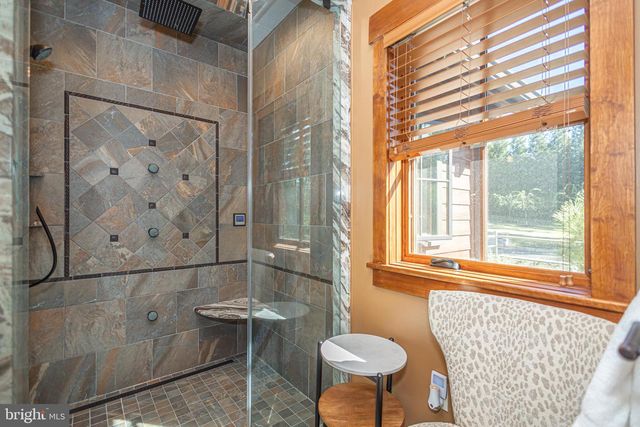 992 - 994 WORTHINGTON MILL RD, Newtown, PA 18940