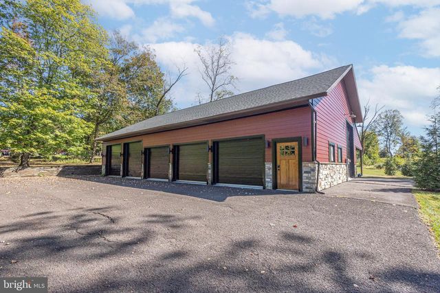 992 - 994 WORTHINGTON MILL RD, Newtown, PA 18940