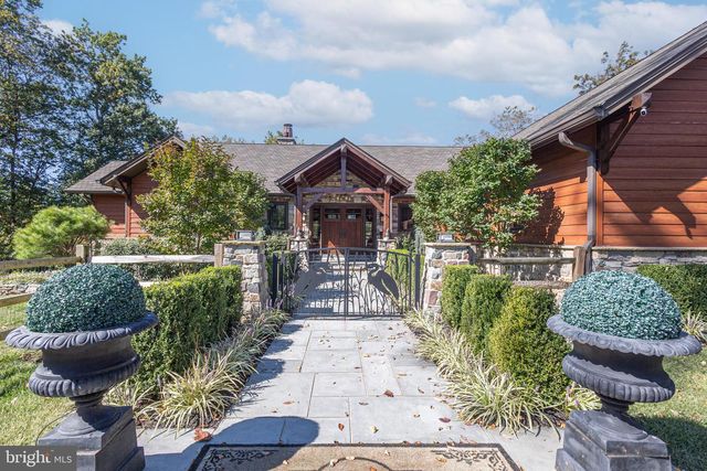 992 - 994 WORTHINGTON MILL RD, Newtown, PA 18940