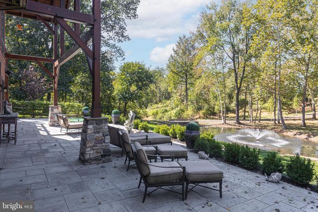 992 - 994 WORTHINGTON MILL RD, Newtown, PA 18940