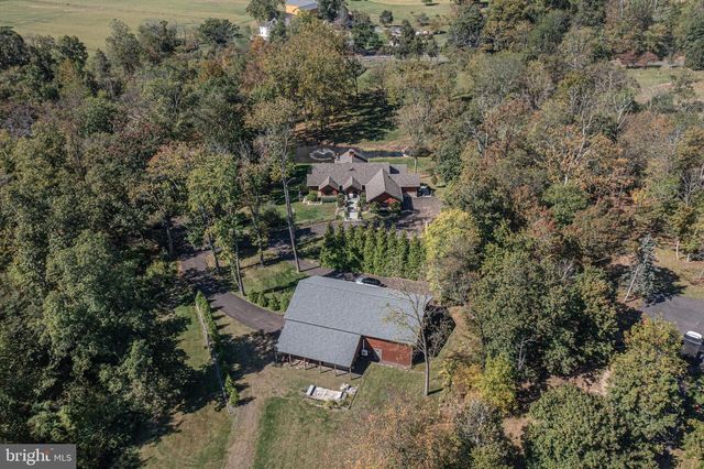 992 - 994 WORTHINGTON MILL RD, Newtown, PA 18940