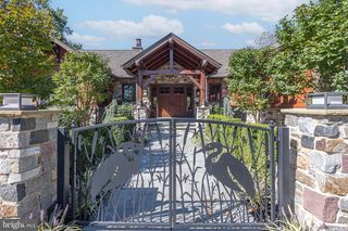 992 - 994 WORTHINGTON MILL RD, Newtown, PA 18940