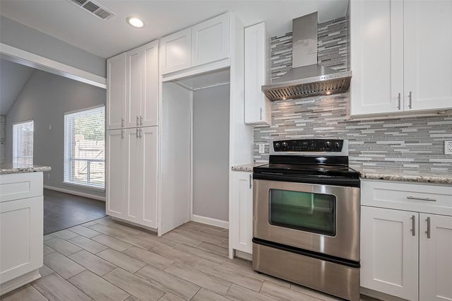 319 Gentilly Dr, Katy, TX 77450